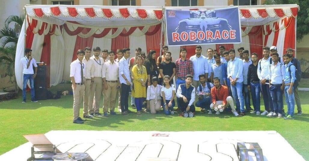 ​ROBO RACE B.Tech EEE Students at ITS
