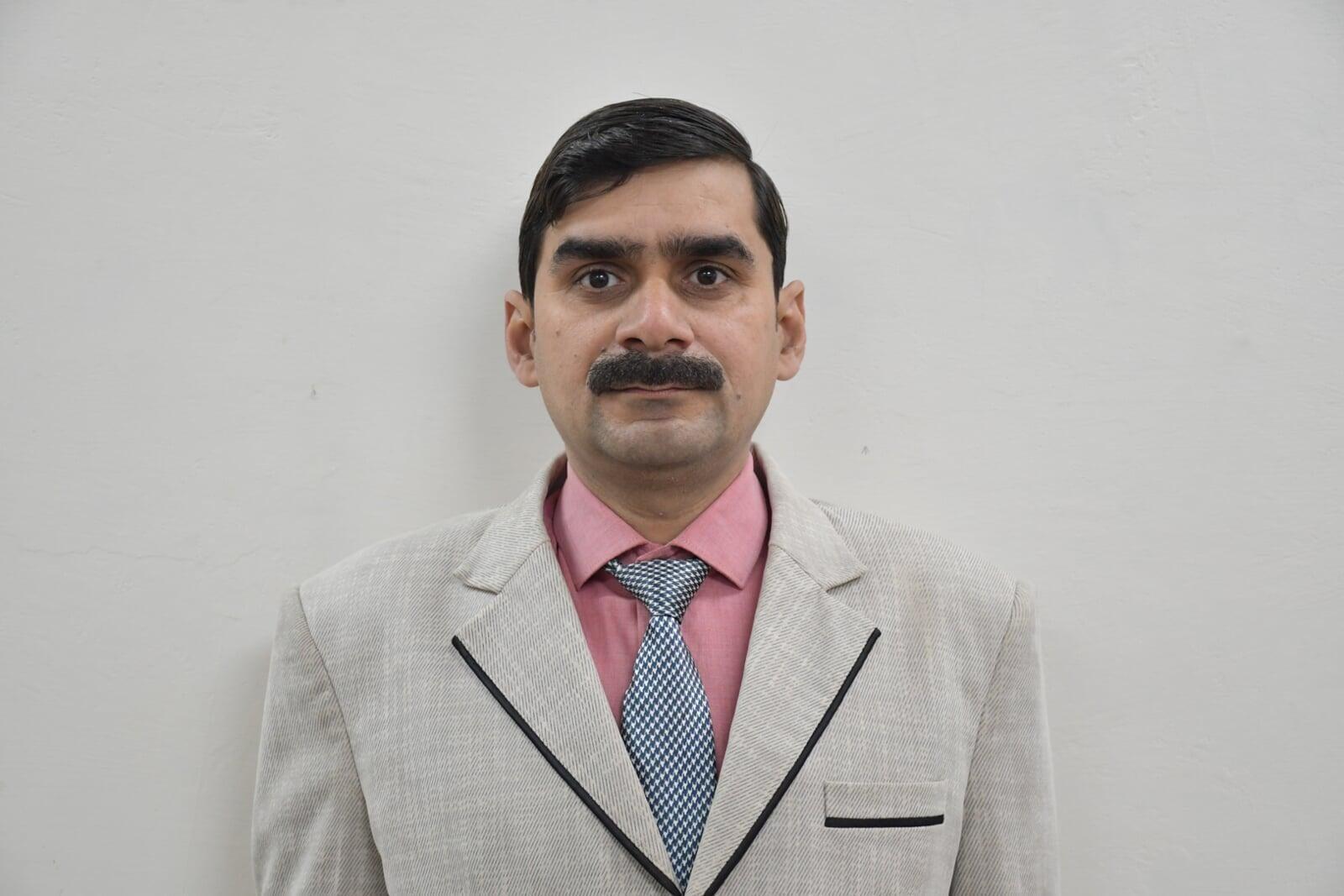 Mr. Navneet Chaudhary B.Tech ECE Faculty at ITS