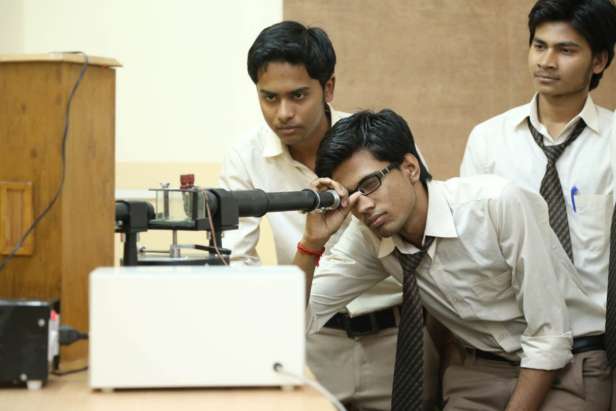 B.Tech Applied Science and Humanities Physics Lab